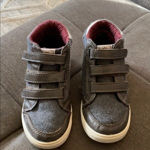 Carter’s sneakers size 12